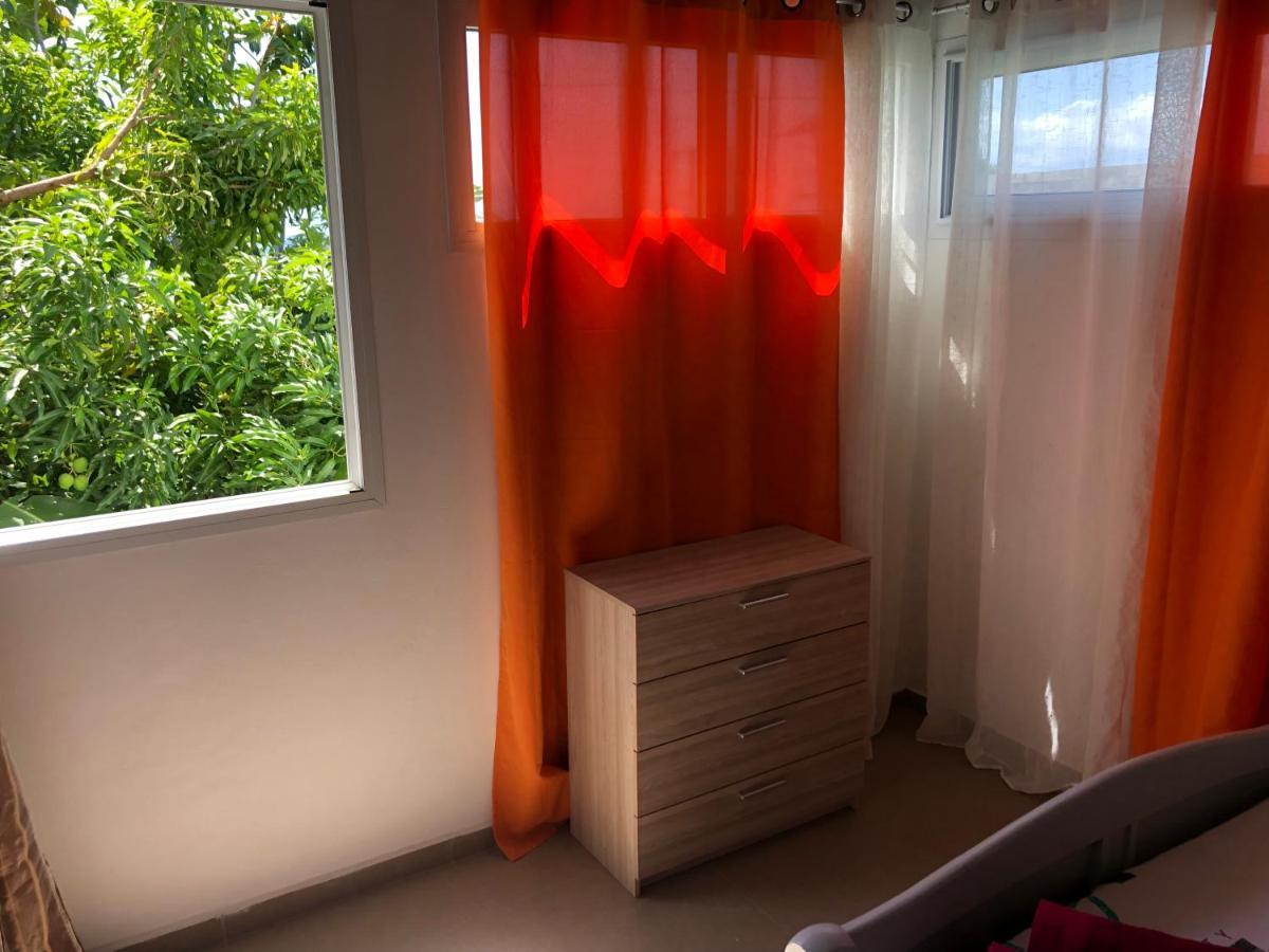 Appartement Zen Haut MALI Bain chaud à 3 min à Bouillante Extérieur photo