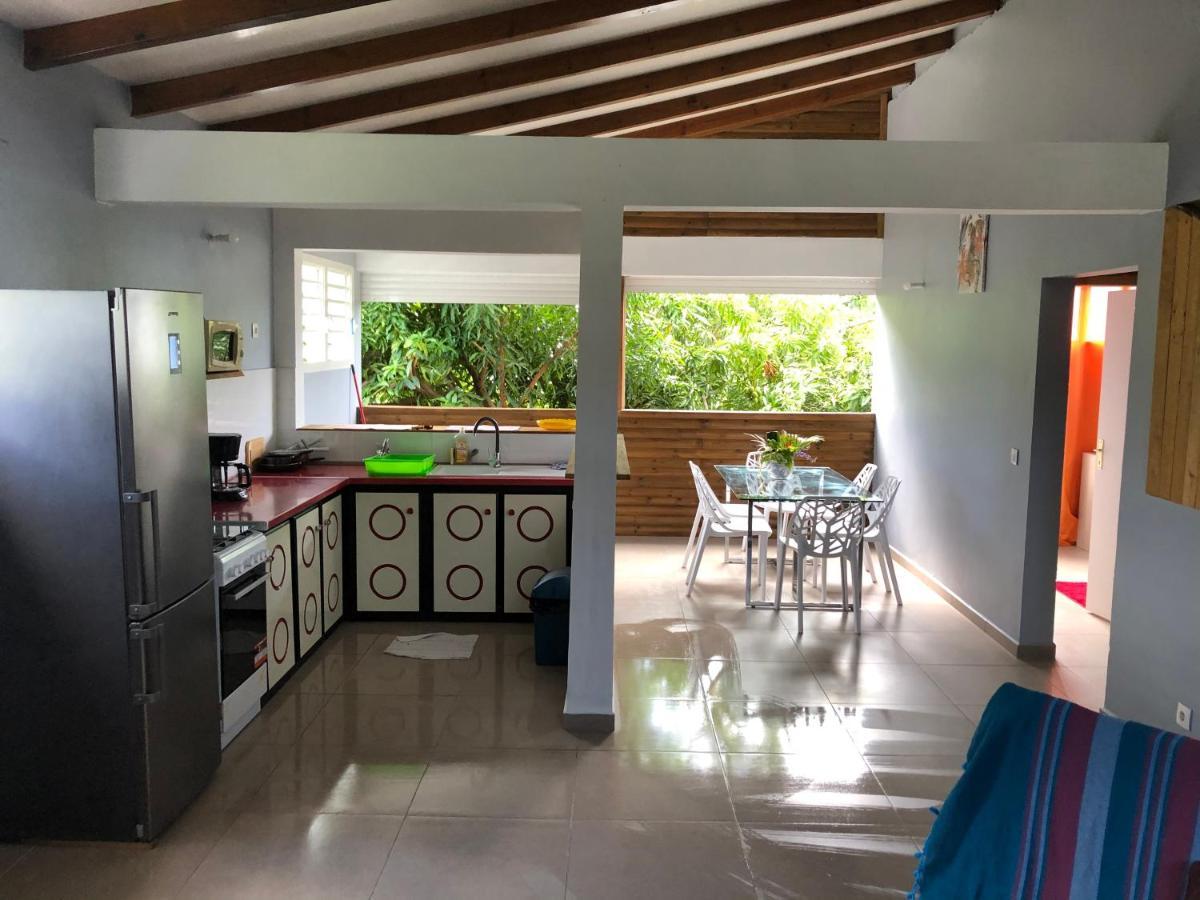 Appartement Zen Haut MALI Bain chaud à 3 min à Bouillante Extérieur photo